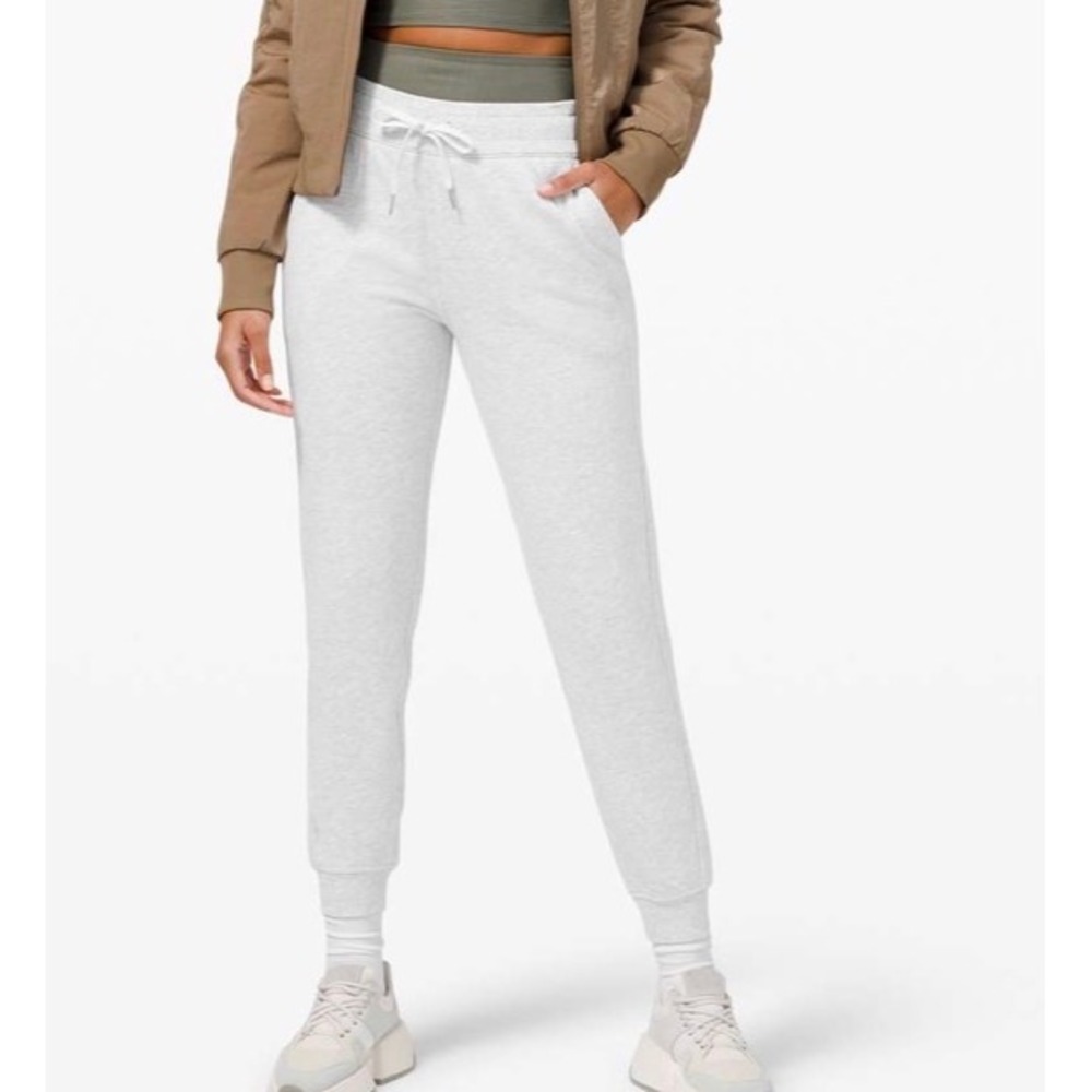 Lululemon Scuba High-Rise Jogger Heathered Core Ultra Light Grey Size 6 LW5DD3S